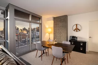 Photo #6: 230012895 Listing