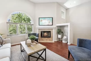 Photo #5: 230012925 Listing