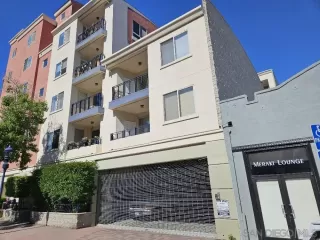 Photo #5: 230012932 Listing