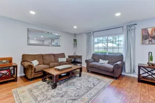 Photo #4: 230012954 Listing