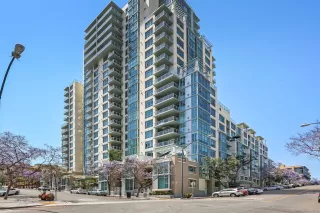 Photo #1: 230012960 Listing 