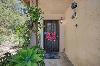 Photo #3: 230012978 Listing 