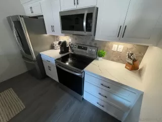 Photo #6: 230012986 Listing 