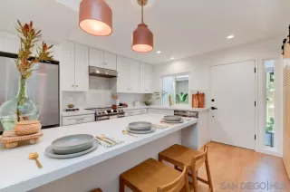 Photo #3: 230012999 Listing