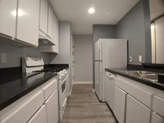 Photo #2: 230013003 Listing 