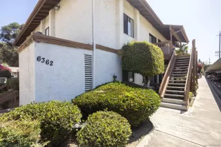 Photo #4: 230013008 Listing