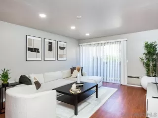 Photo #4: 230013059 Listing