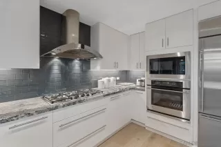 Photo #6: 230013061 Listing