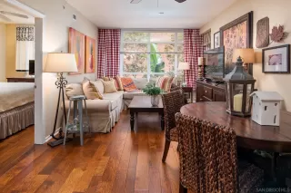 Photo #3: 230013066 Listing