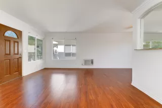 Photo #2: 230013079 Listing 