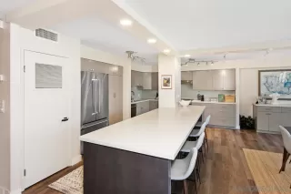 Photo #6: 230013095 Listing 