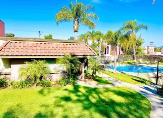 Photo #2: 230013118 Listing