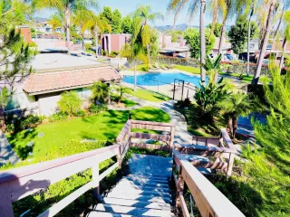 Photo #4: 230013118 Listing