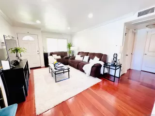 Photo #6: 230013118 Listing