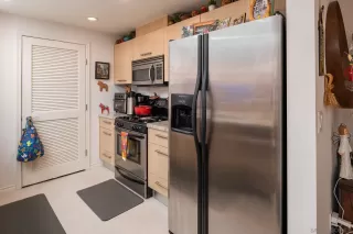 Photo #5: 230013126 Listing