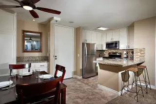 Photo #3: 230013188 Listing 