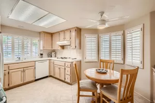 Photo #4: 230013199 Listing