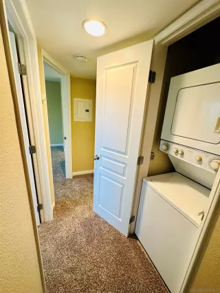 Photo #4: 230013230 Listing 