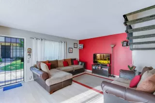 Photo #2: 230013238 Listing