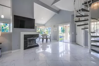 Photo #4: 230013246 Listing 