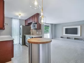 Photo #2: 230013252 Listing