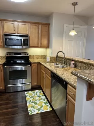 Photo #4: 230013271 Listing