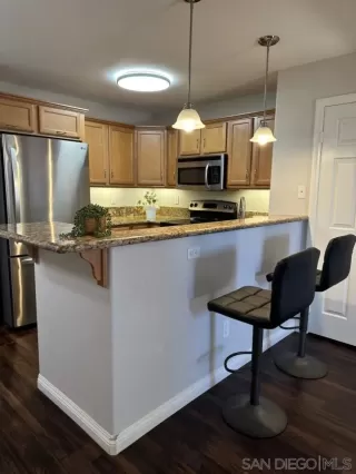 Photo #5: 230013271 Listing