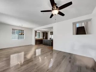 Photo #2: 230013294 Listing 