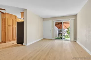 Photo #5: 230013307 Listing