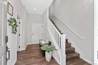 Photo #2: 230013362 Listing