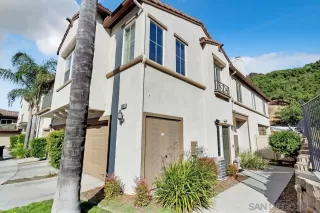 Photo #2: 230013368 Listing