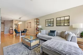 Photo #5: 230013383 Listing 