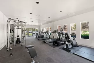 Photo #5: 230013409 Listing