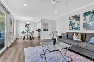 Photo #4: 230013417 Listing