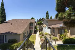 Photo #2: 230013422 Listing