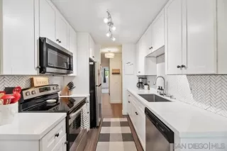 Photo #2: 230013475 Listing 