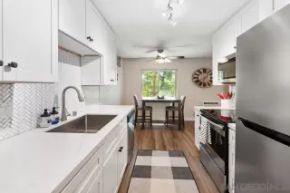 Photo #3: 230013475 Listing 