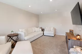 Photo #6: 230013475 Listing 