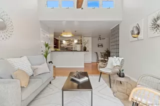 Photo #1: 230013507 Listing