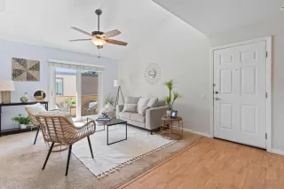 Photo #2: 230013507 Listing