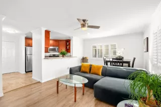 Photo #1: 230013533 Listing