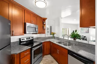 Photo #3: 230013533 Listing