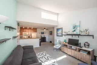 Photo #6: 230013576 Listing