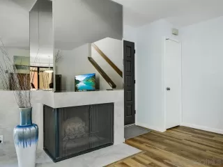 Photo #4: 230013586 Listing