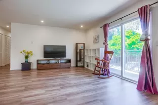 Photo #3: 230013588 Listing