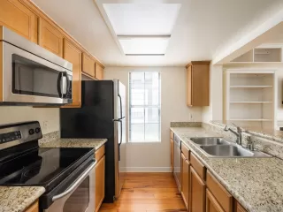 Photo #6: 230013598 Listing