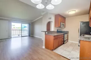 Photo #3: 230013605 Listing