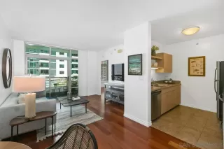 Photo #1: 230013694 Listing