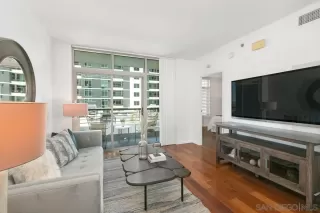 Photo #2: 230013694 Listing