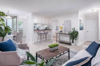 Photo #6: 230013695 Listing 